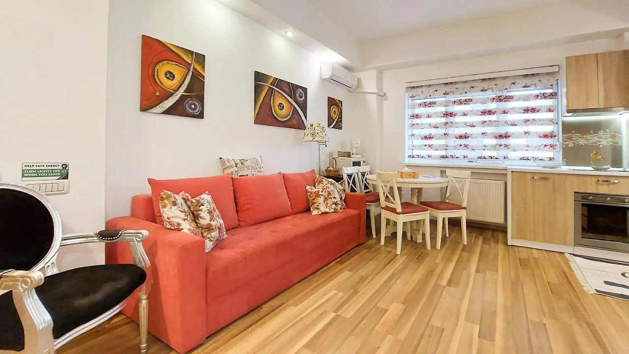 Fancy 2Bd Family Friendly In Historical Centre Netflix View