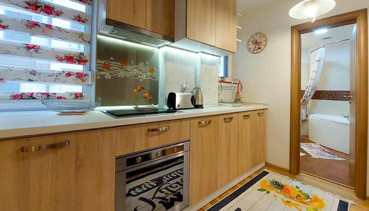Fancy 2Bd Family Friendly In Historical Centre Netflix View Bukarest