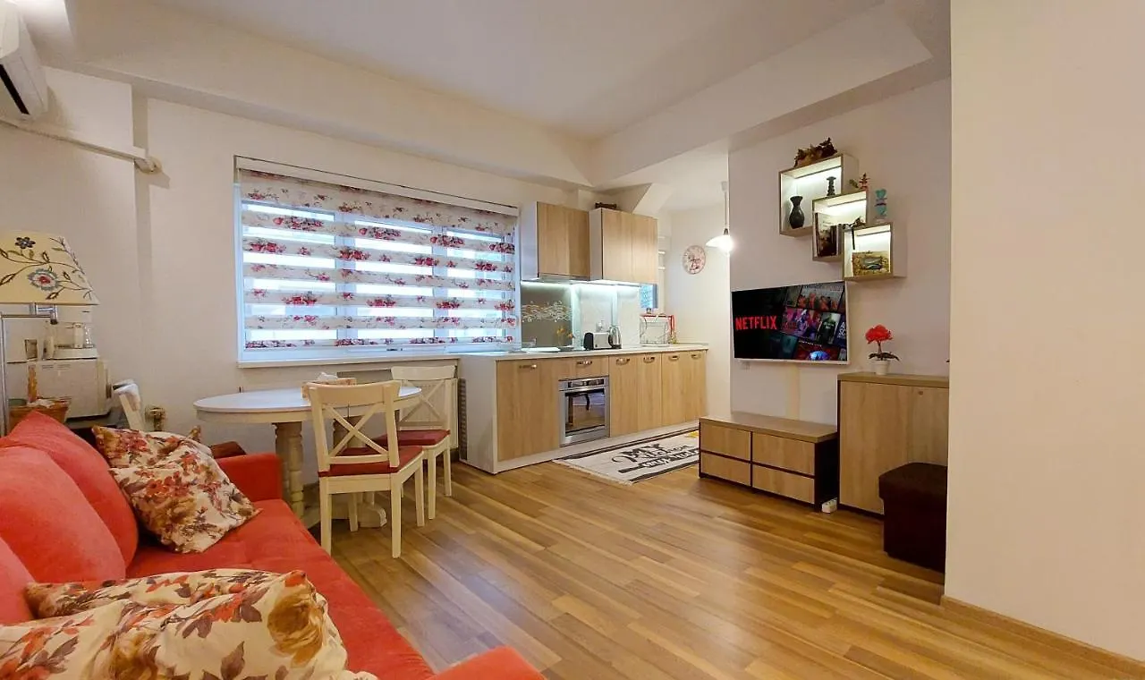 شقة Fancy 2Bd Family Friendly In Historical Centre Netflix View