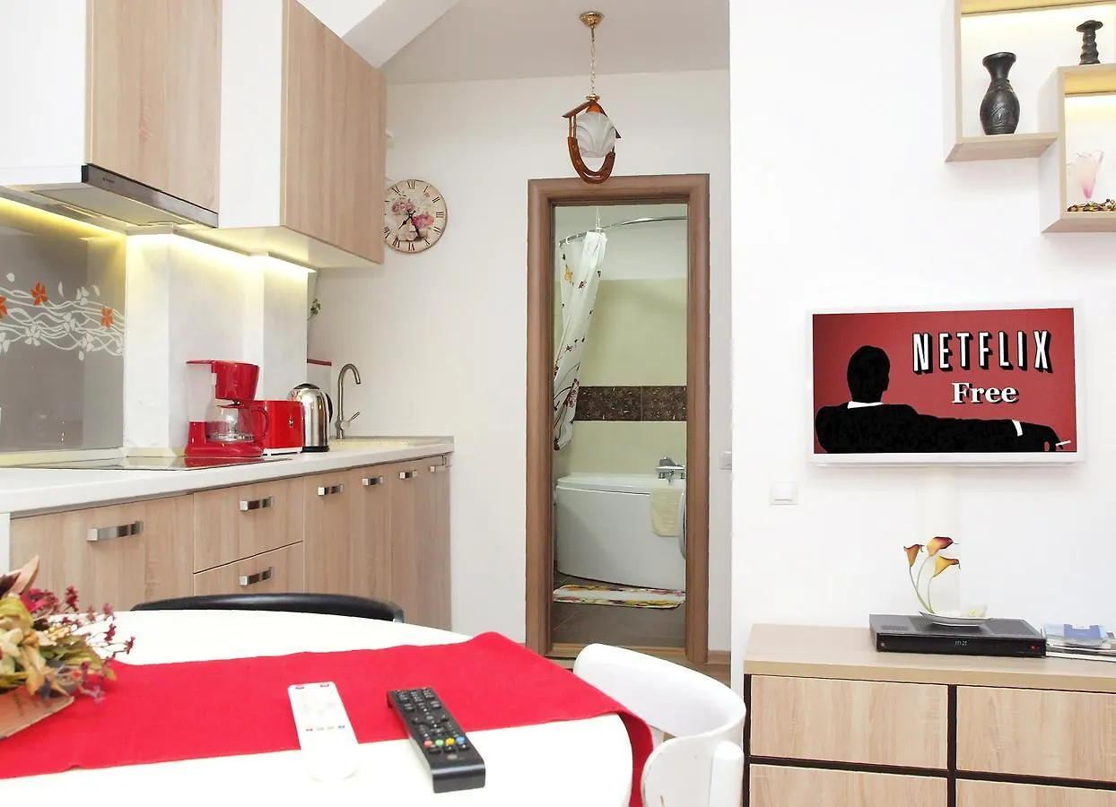 Fancy 2Bd Family Friendly In Historical Centre Netflix View Apartman Bukarest